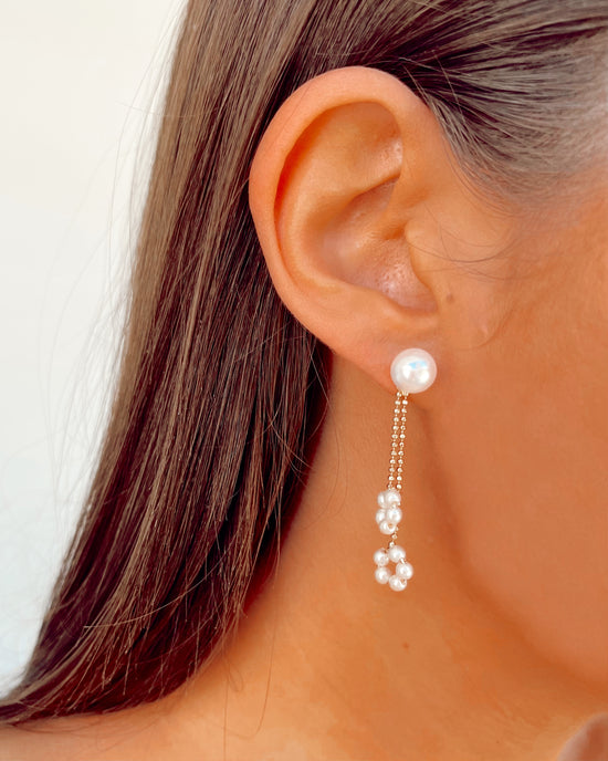 Daisy Pearl Drop Earrings