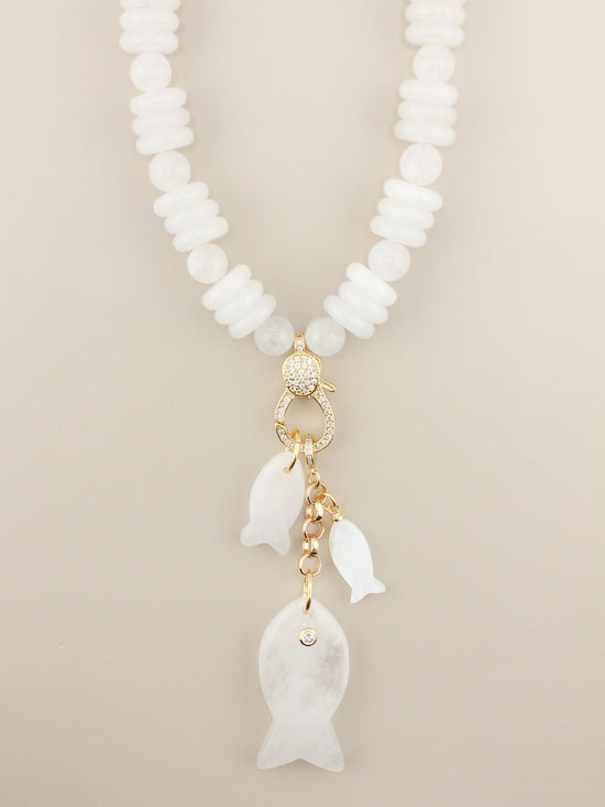 Nacre Kiss Necklace