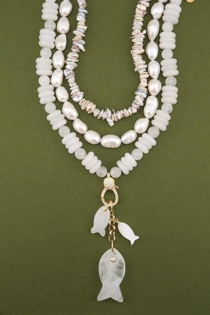 Nacre Kiss Necklace