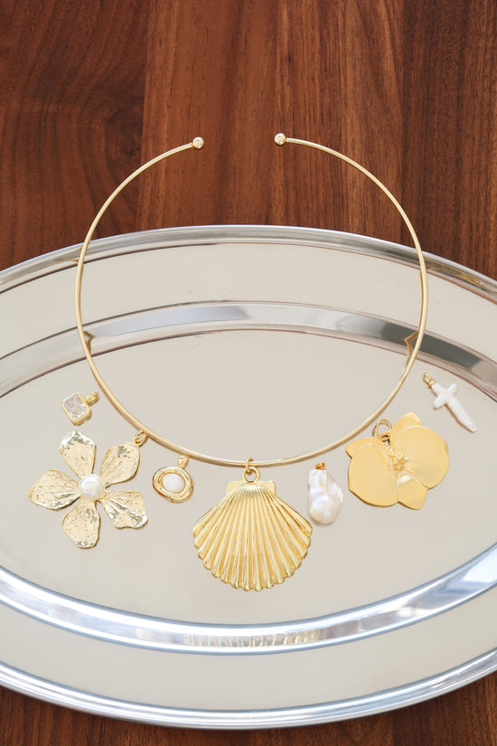 Amuleto Charm Necklace
