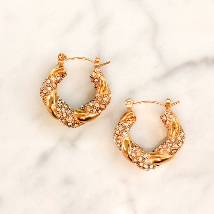 Twisted CZ Hoops