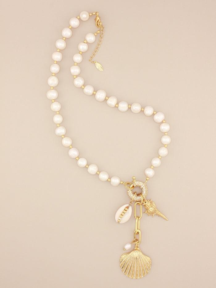 Charm Sailboat Pearl Necklace